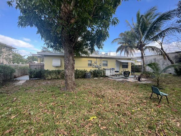 211 N A Street, Lake Worth Beach, FL 33460