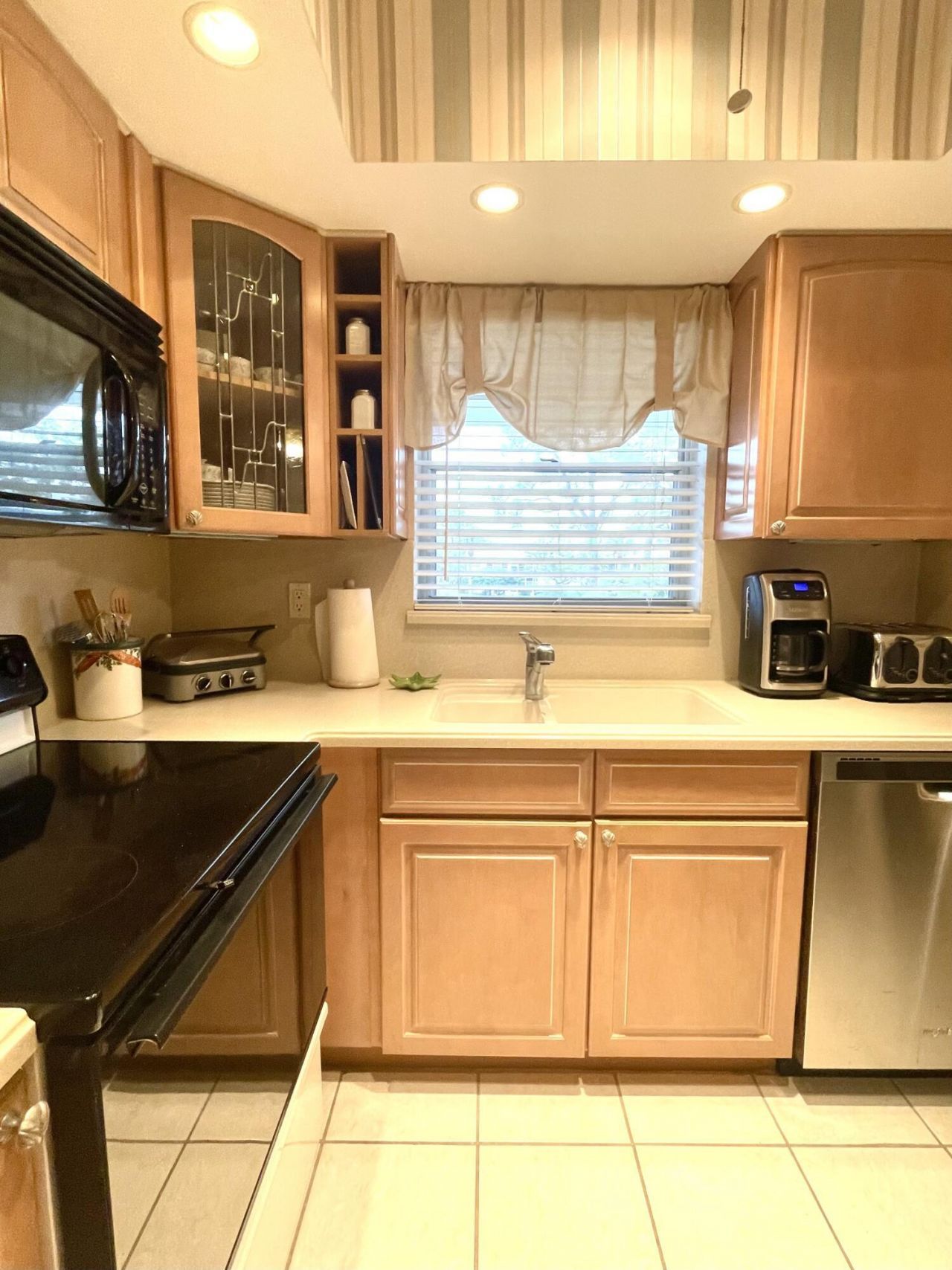 2929 SE Ocean Boulevard, Unit 117, Stuart, FL 34996 Photo
