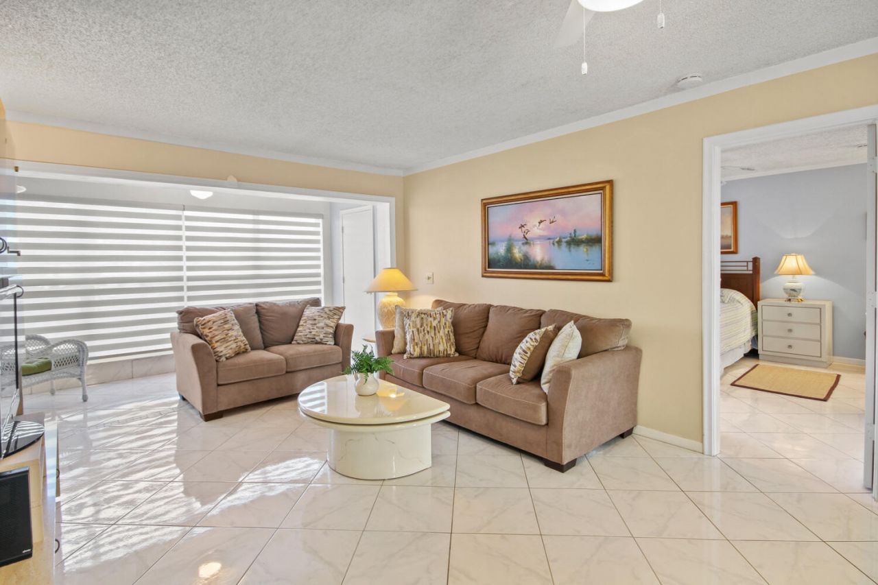 1001 Flame Vine Avenue, Unit 202, Delray Beach, FL 33445 Photo