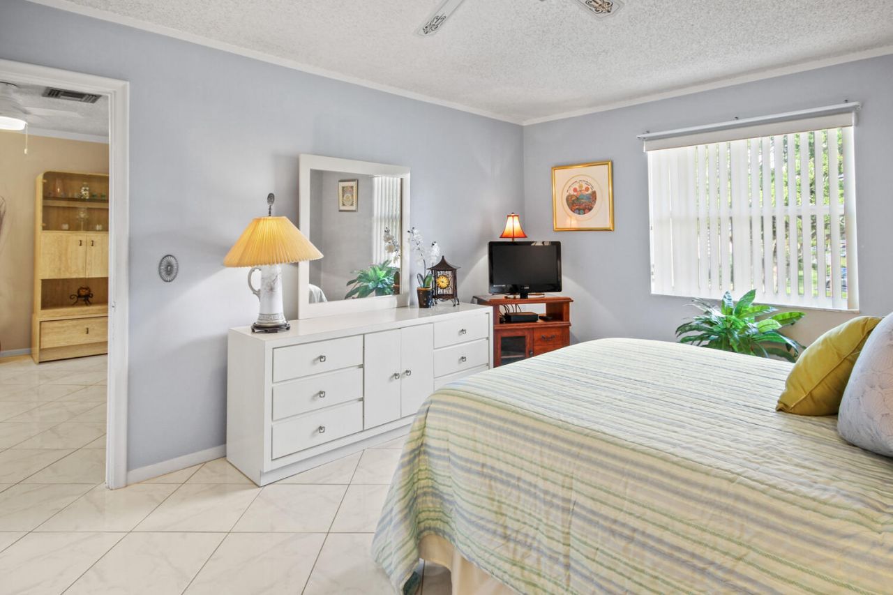 1001 Flame Vine Avenue, Unit 202, Delray Beach, FL 33445 Photo