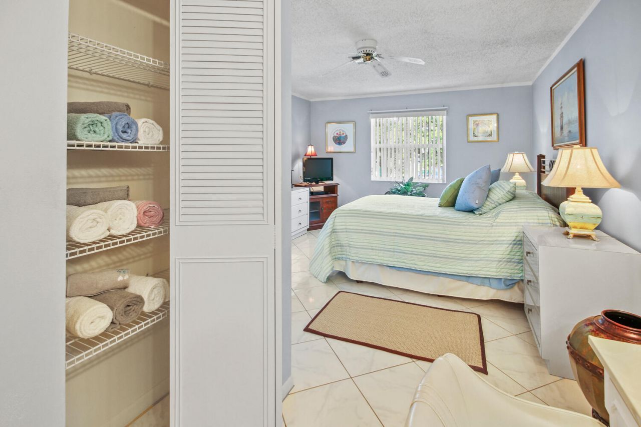 1001 Flame Vine Avenue, Unit 202, Delray Beach, FL 33445 Photo