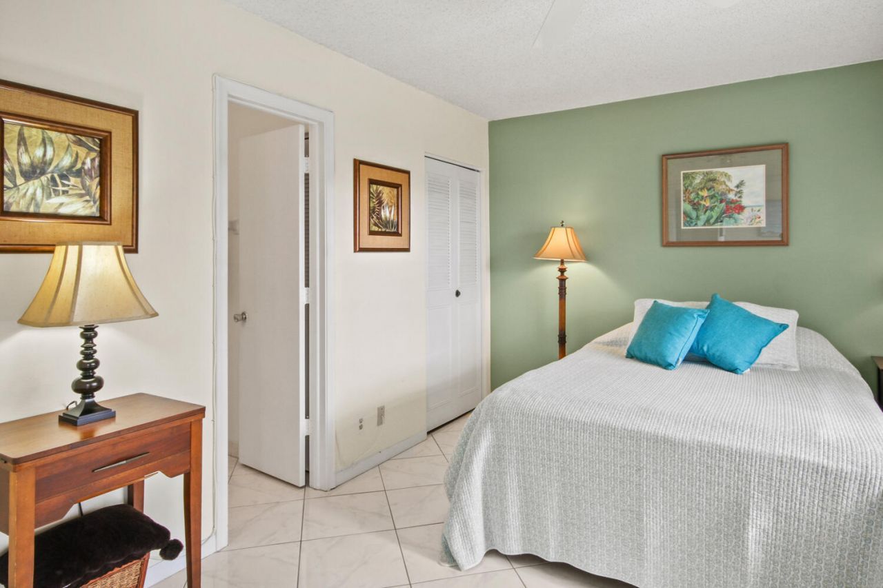 1001 Flame Vine Avenue, Unit 202, Delray Beach, FL 33445 Photo