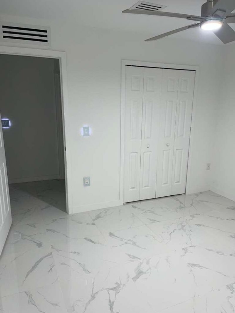 219 NE 159th Street, Miami, FL 33162 Photo