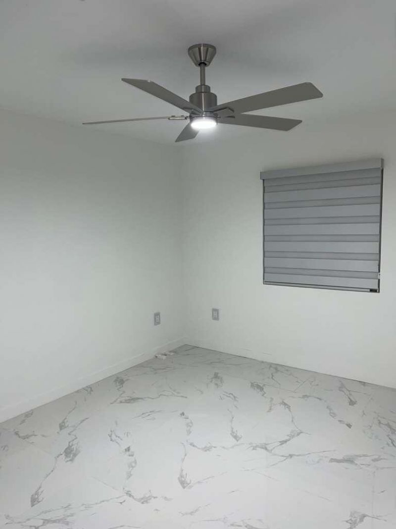 219 NE 159th Street, Miami, FL 33162 Photo