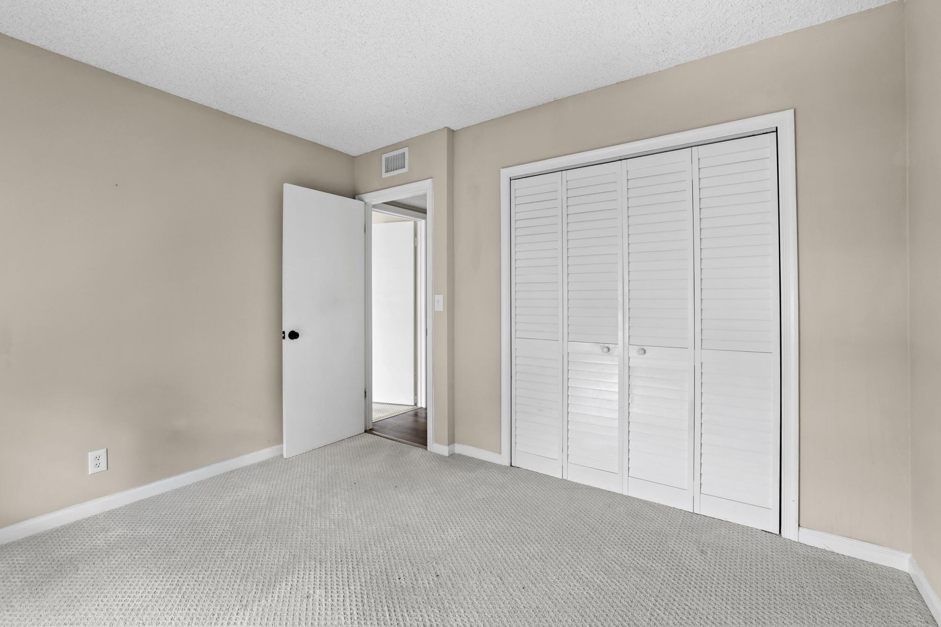 2211 NE 67th Street, Unit 1131, Fort Lauderdale, FL 33308 Photo