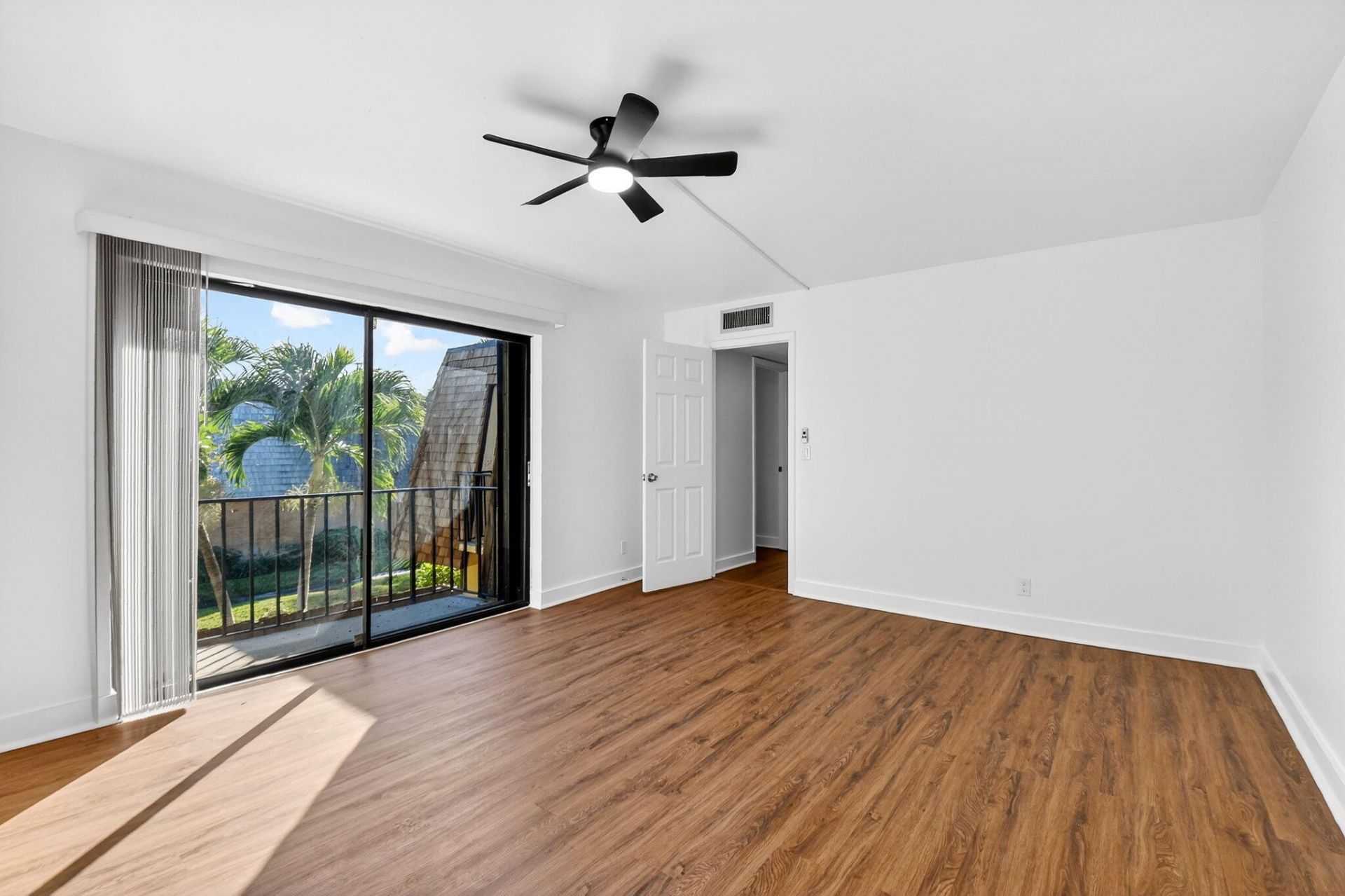 198 Lake Arbor Drive, Palm Springs, FL 33461 Photo