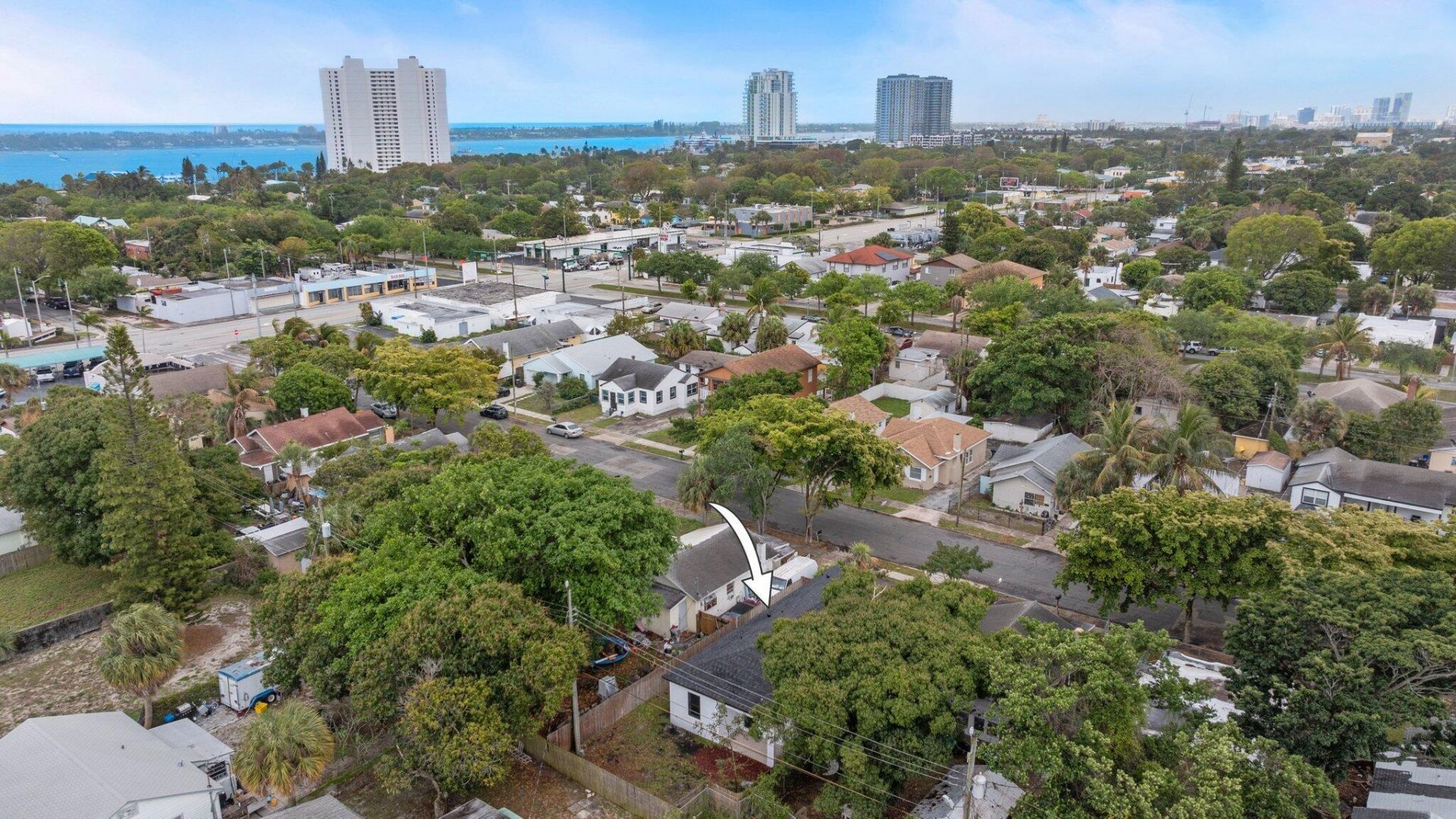 633 55th Street, West Palm Beach, FL 33407 Photo