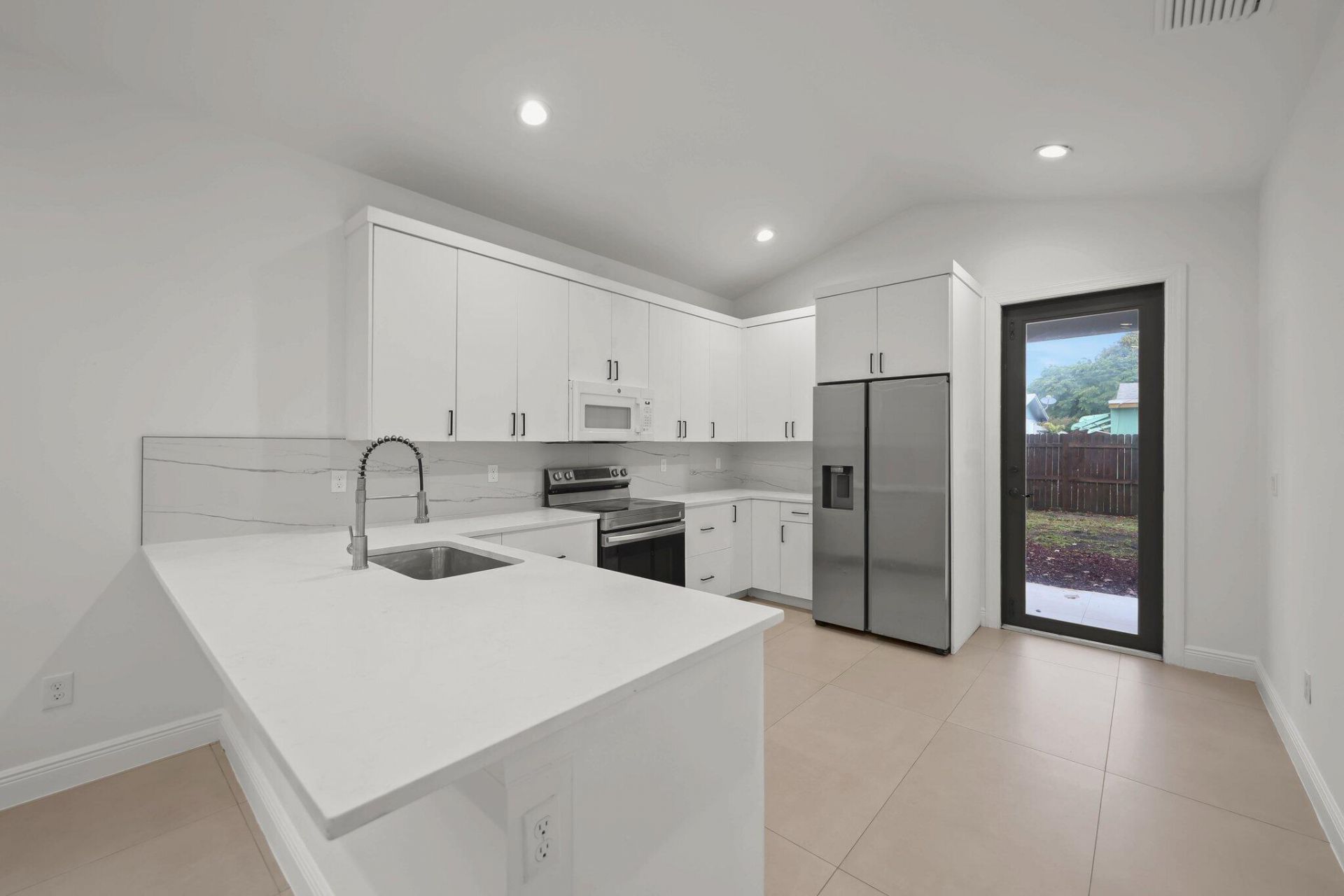 633 55th Street, West Palm Beach, FL 33407 Photo