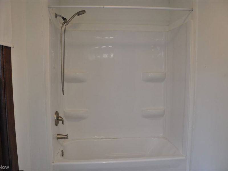 11 E Main Street, Dalton, OH 44618 Photo 11