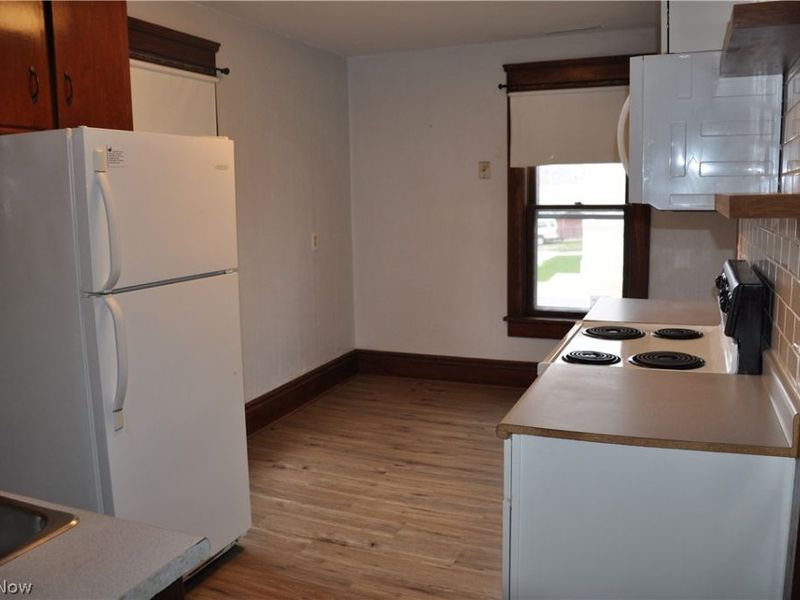 11 E Main Street, Dalton, OH 44618 Photo 5