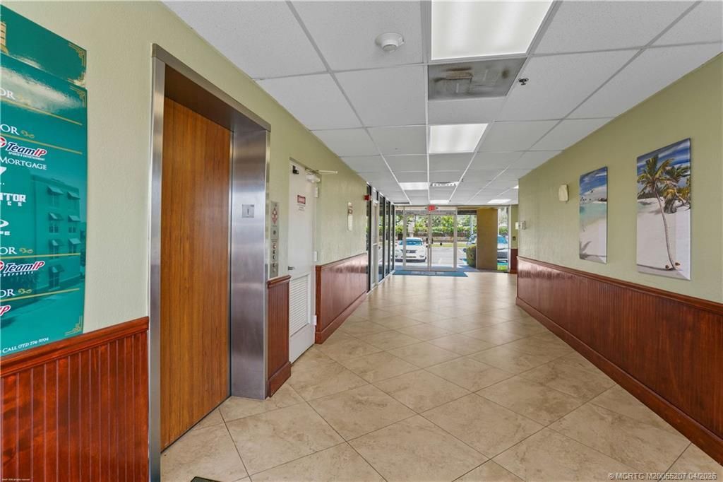 701 NW Federal Highway, Stuart, FL 34994 Photo