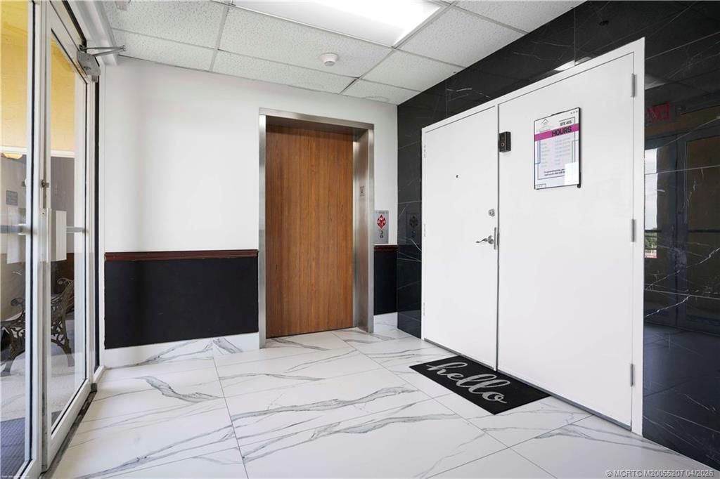 701 NW Federal Highway, Stuart, FL 34994 Photo