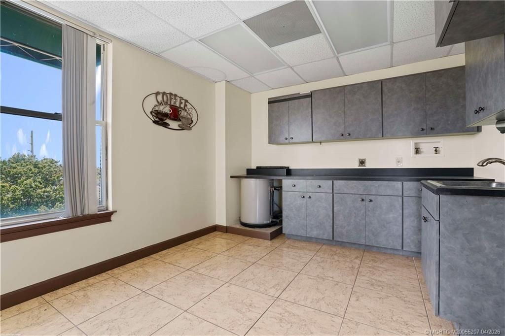 701 NW Federal Highway, Stuart, FL 34994 Photo