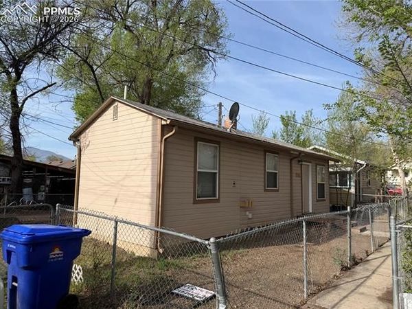 411 1/2 N Spruce Street, Colorado Springs, CO 80905