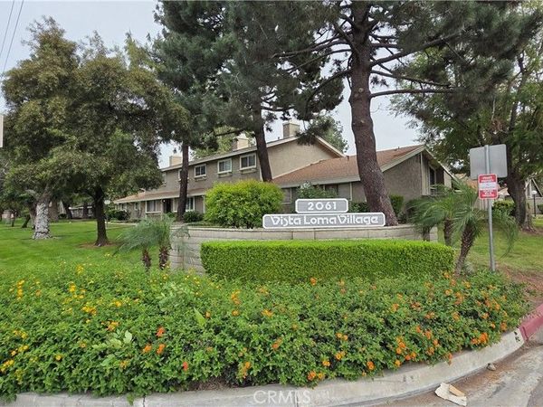 2061 W Redlands, Redlands, CA 92373