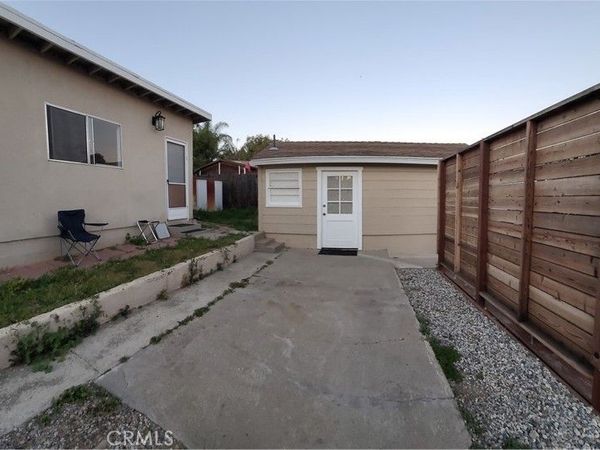 10519 Nopalito Street, Ventura, CA 93304