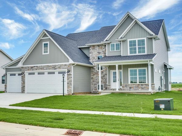 1416 Tinley Lane, Mahomet, IL 61853