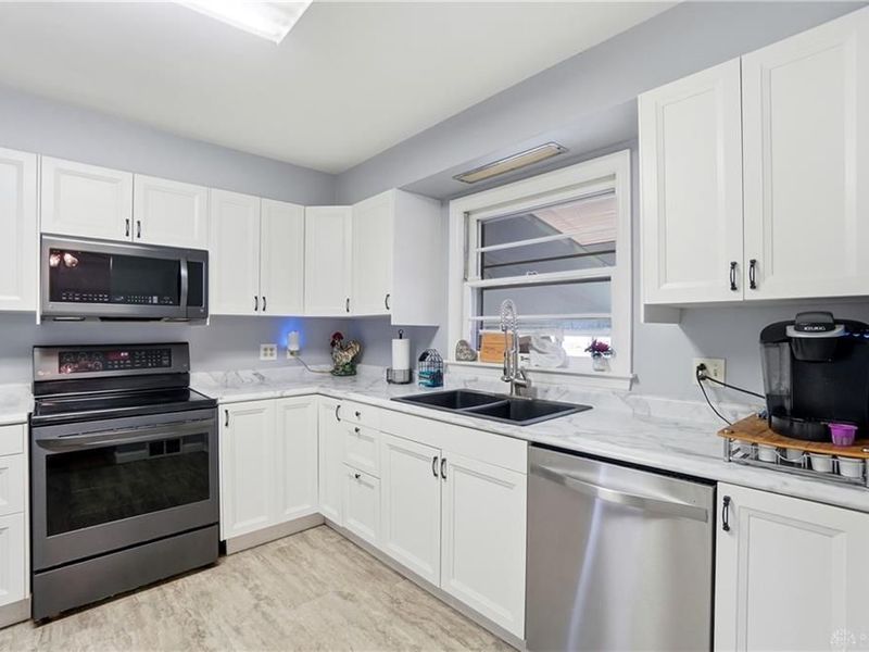 6098 Hamilton Middletown Road, Middletown, OH 45044 Photo 11