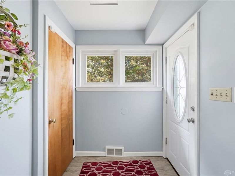 6098 Hamilton Middletown Road, Middletown, OH 45044 Photo 15