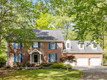 824 Pinehurst Drive, Chapel Hill, NC 27517