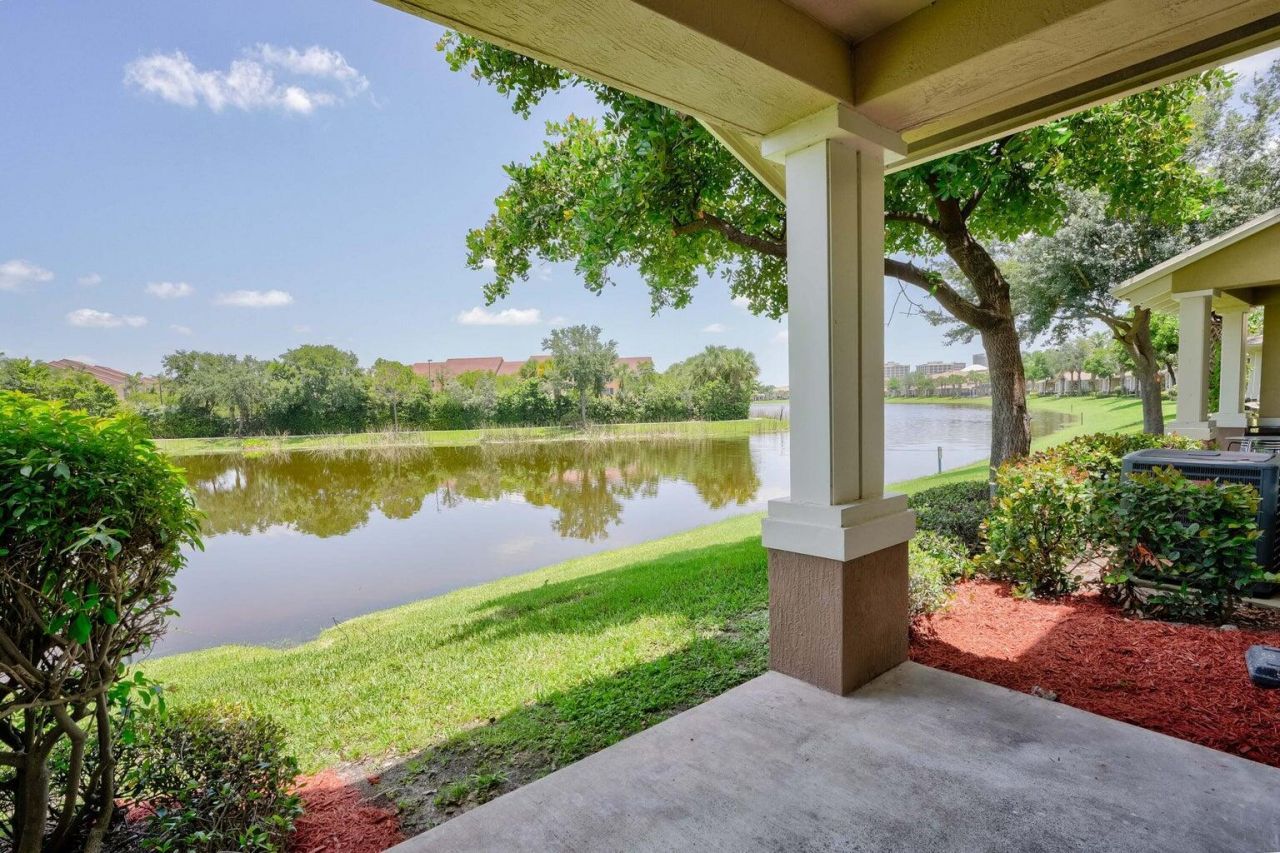 477 Pacific Grove Drive, Unit 2, West Palm Beach, FL 33401 Photo