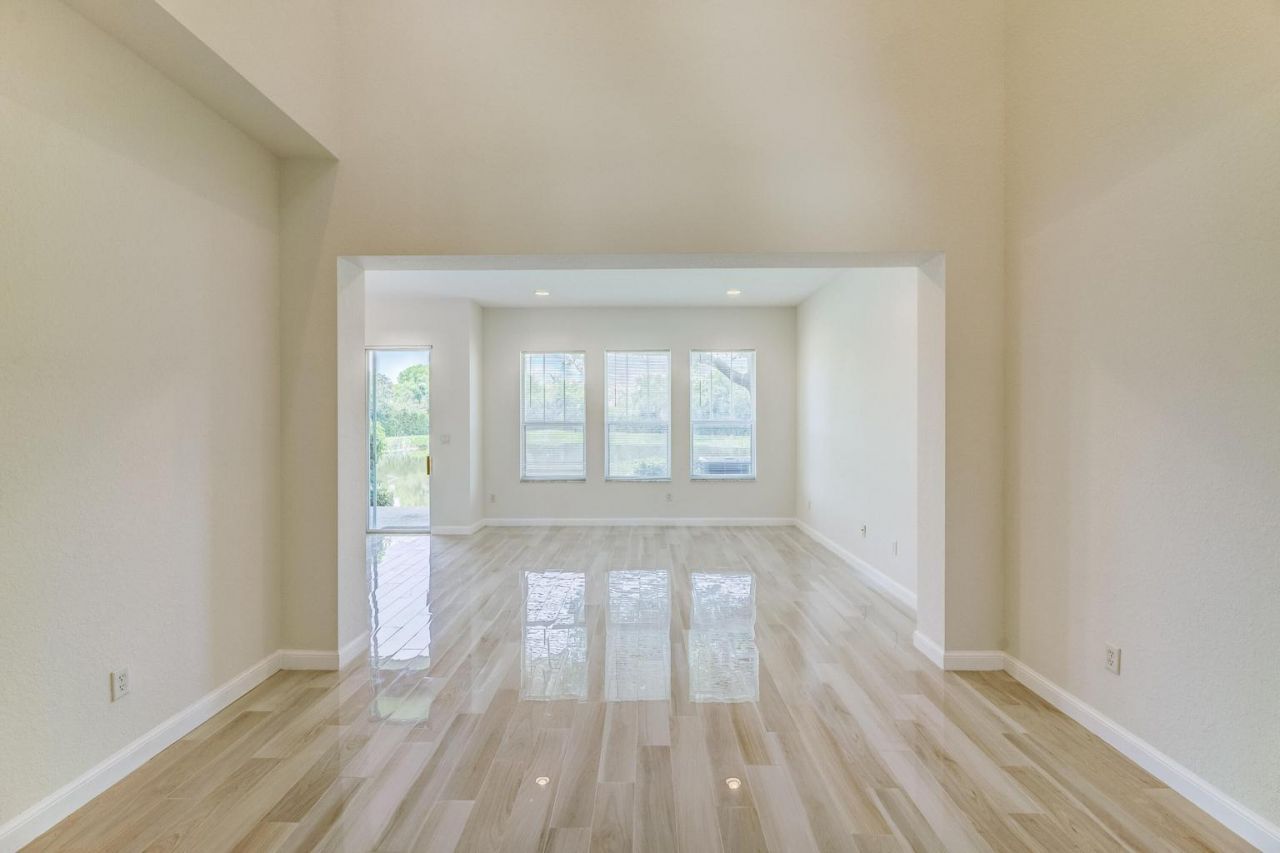 477 Pacific Grove Drive, Unit 2, West Palm Beach, FL 33401 Photo