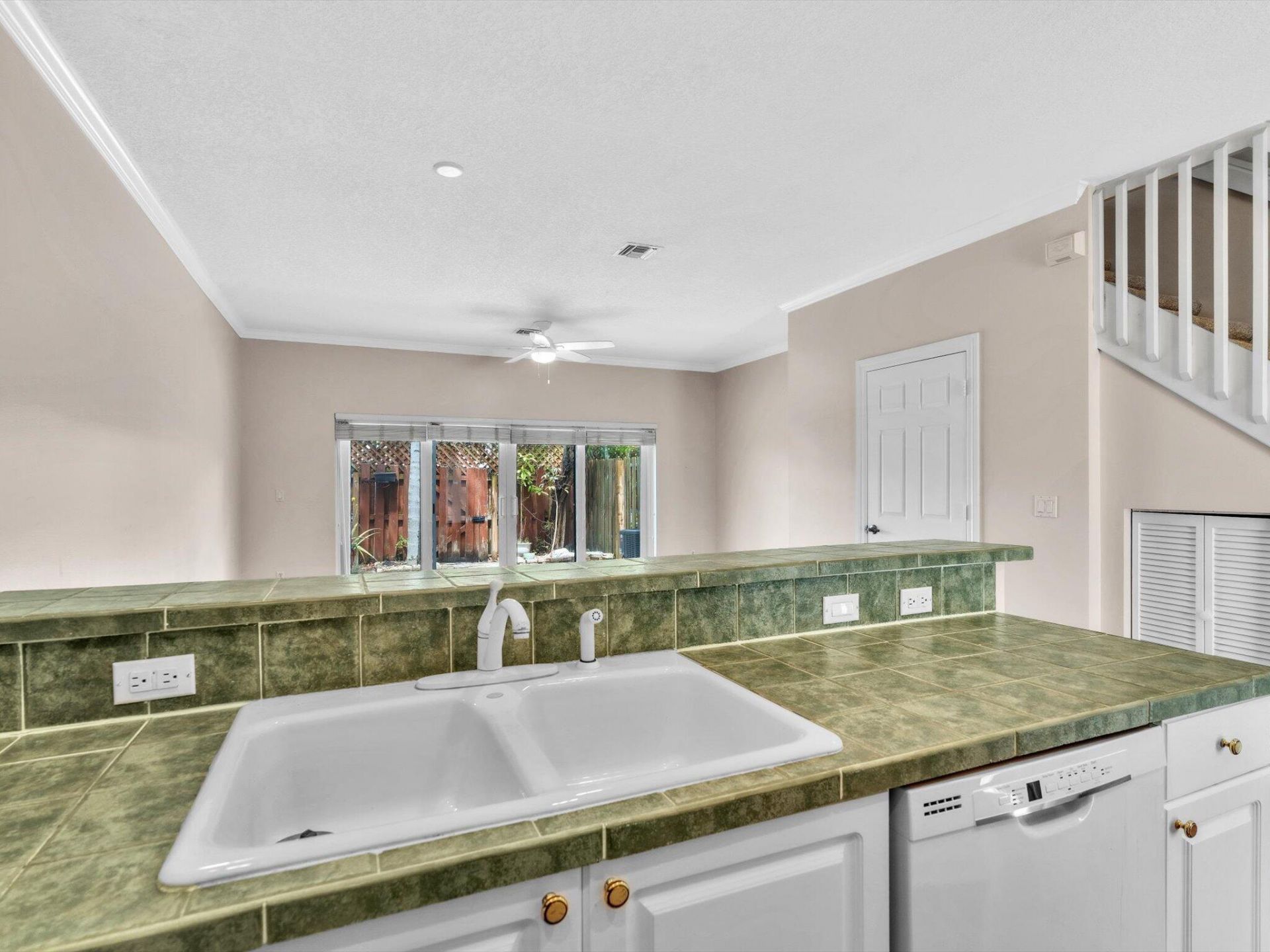 835 NE 19th Avenue, Unit 9, Fort Lauderdale, FL 33304 Photo