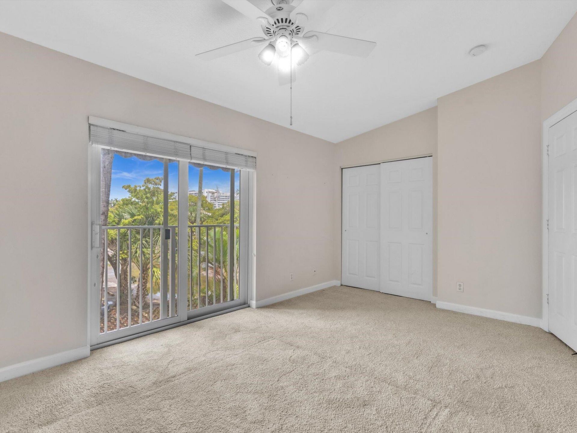 835 NE 19th Avenue, Unit 9, Fort Lauderdale, FL 33304 Photo