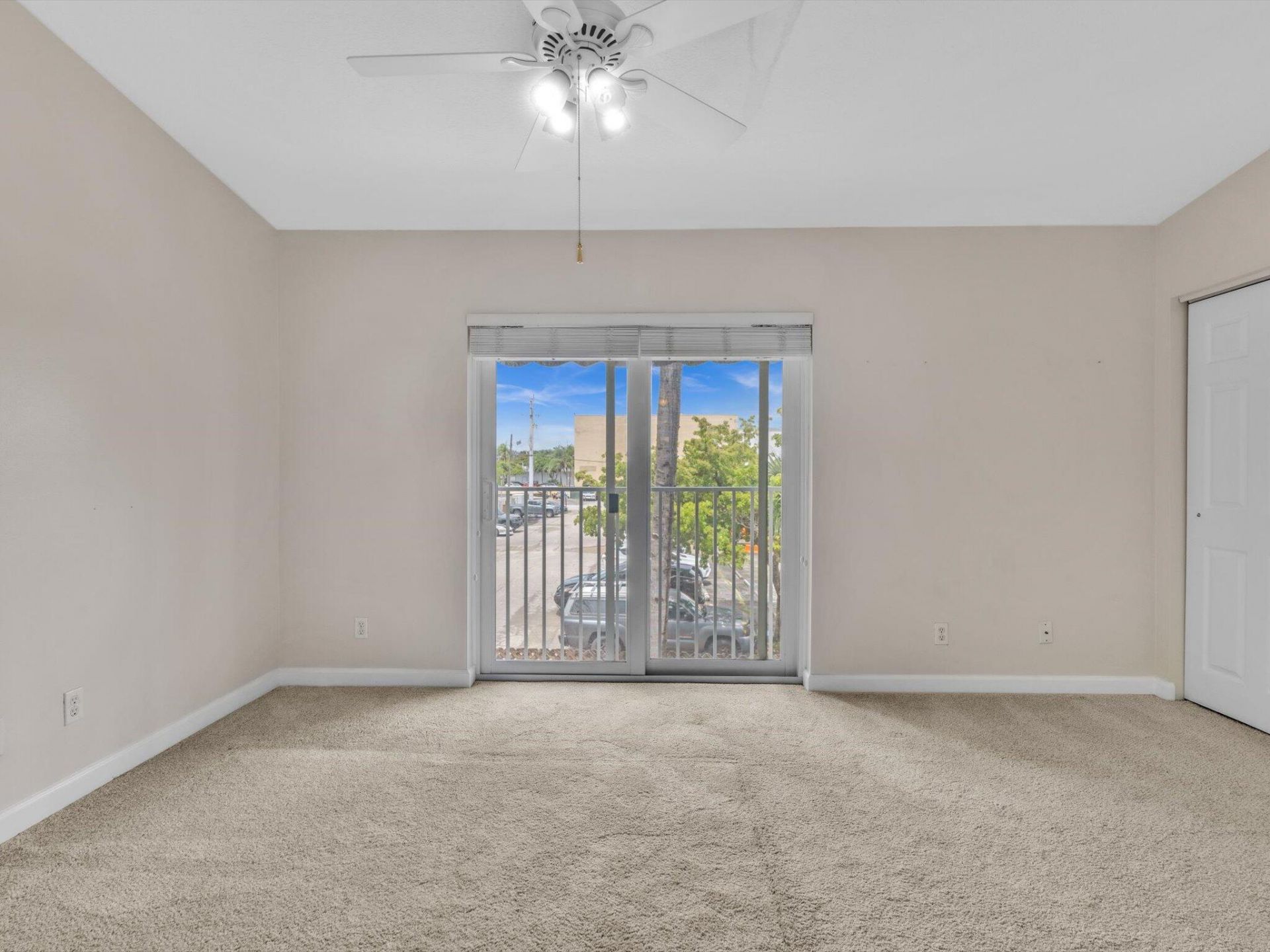 835 NE 19th Avenue, Unit 9, Fort Lauderdale, FL 33304 Photo