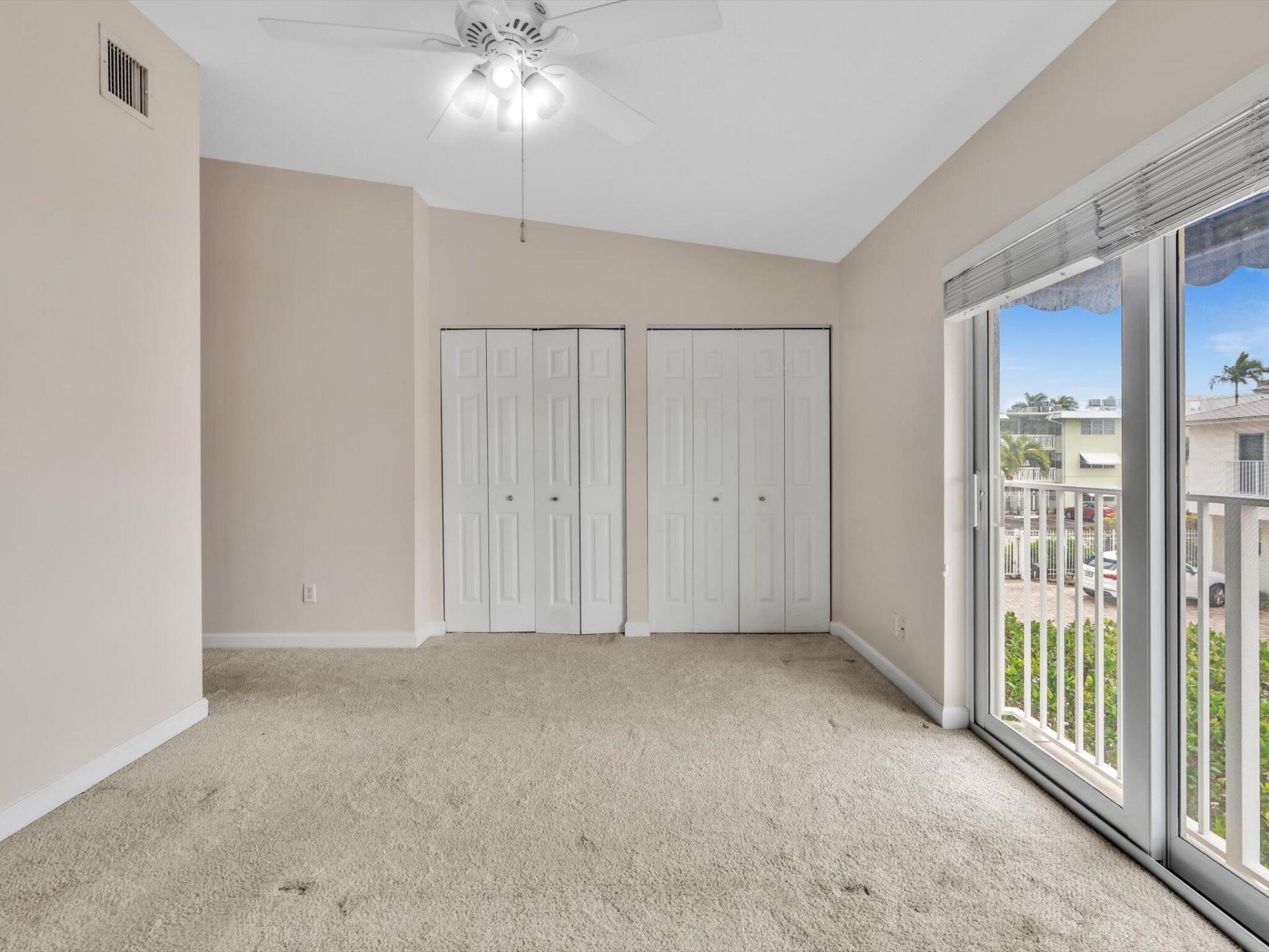 835 NE 19th Avenue, Unit 9, Fort Lauderdale, FL 33304 Photo