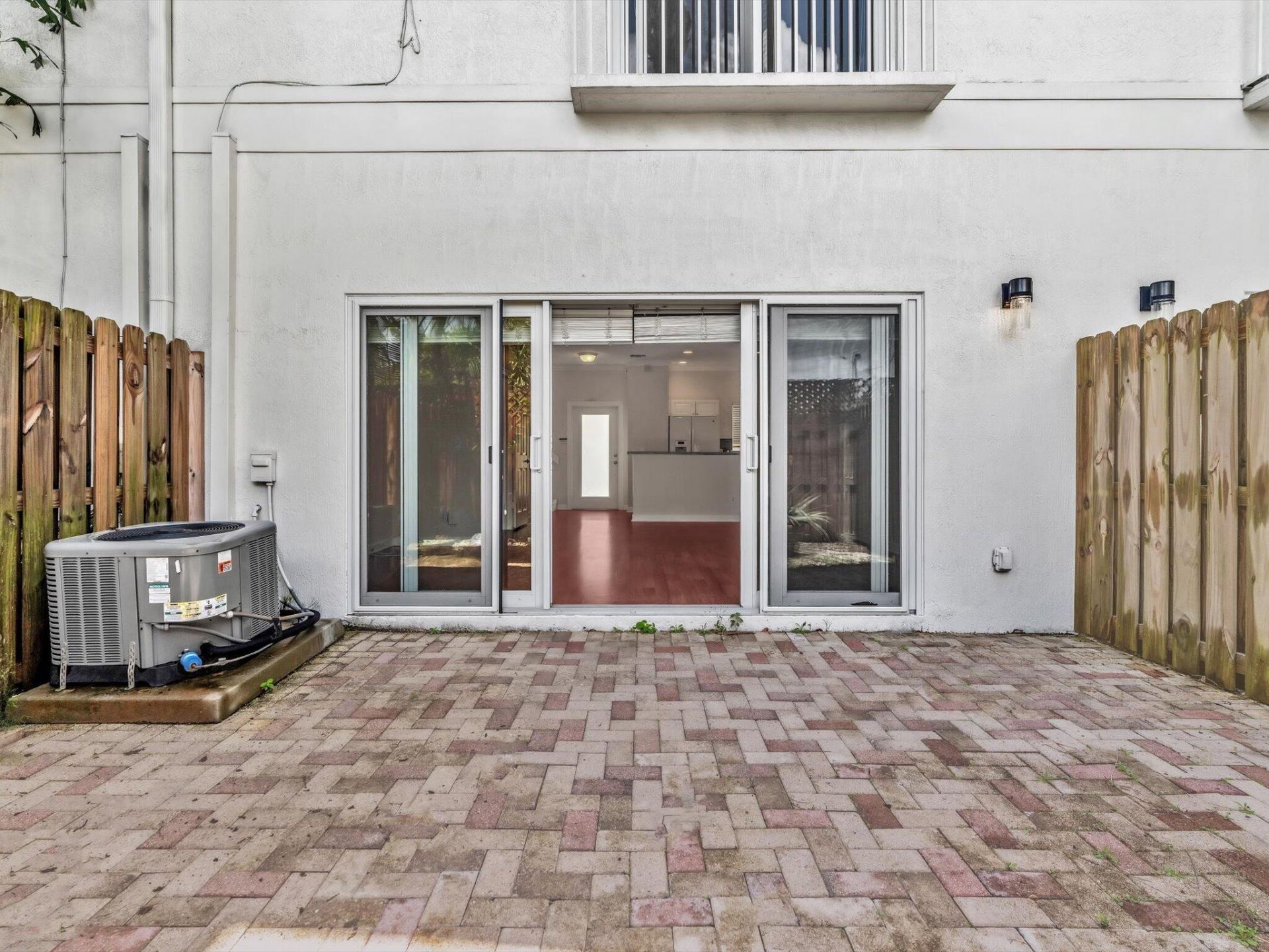 835 NE 19th Avenue, Unit 9, Fort Lauderdale, FL 33304 Photo