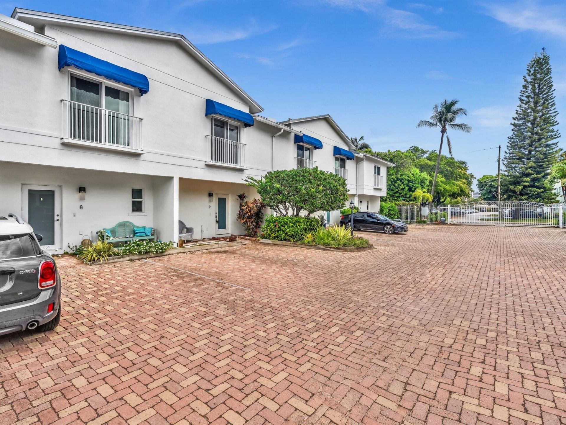 835 NE 19th Avenue, Unit 9, Fort Lauderdale, FL 33304 Photo