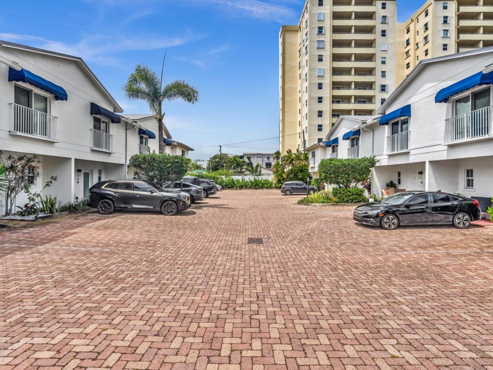 835 NE 19th Avenue, Unit 9, Fort Lauderdale, FL 33304 Photo