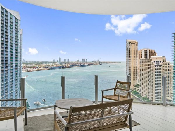 300 Biscayne Boulevard Way, Unit 2601E, Miami, FL 33131
