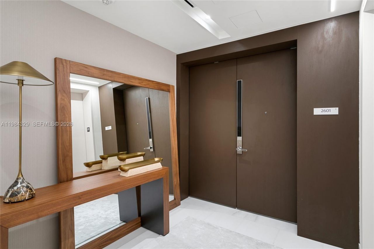 300 Biscayne Boulevard Way, Unit 2601E, Miami, FL 33131 Photo