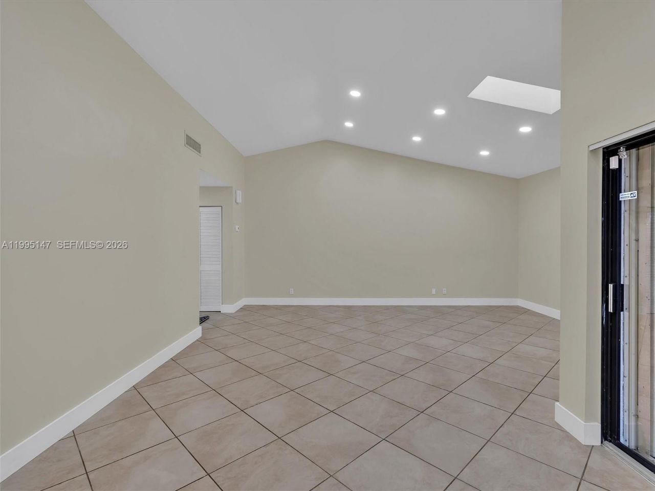 2158 Baton Rouge, Weston, FL 33326 Photo