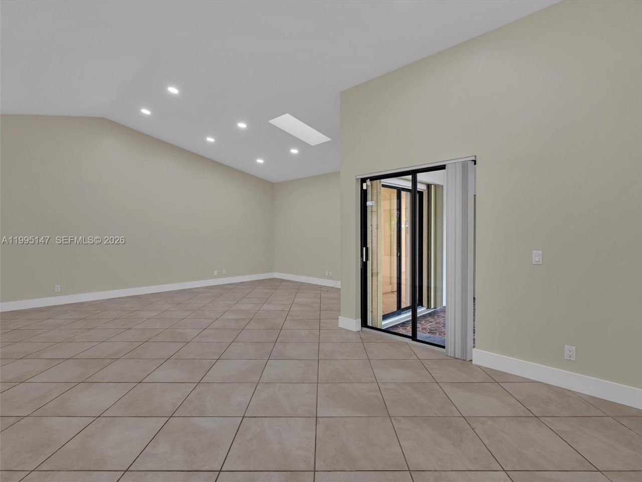 2158 Baton Rouge, Weston, FL 33326 Photo