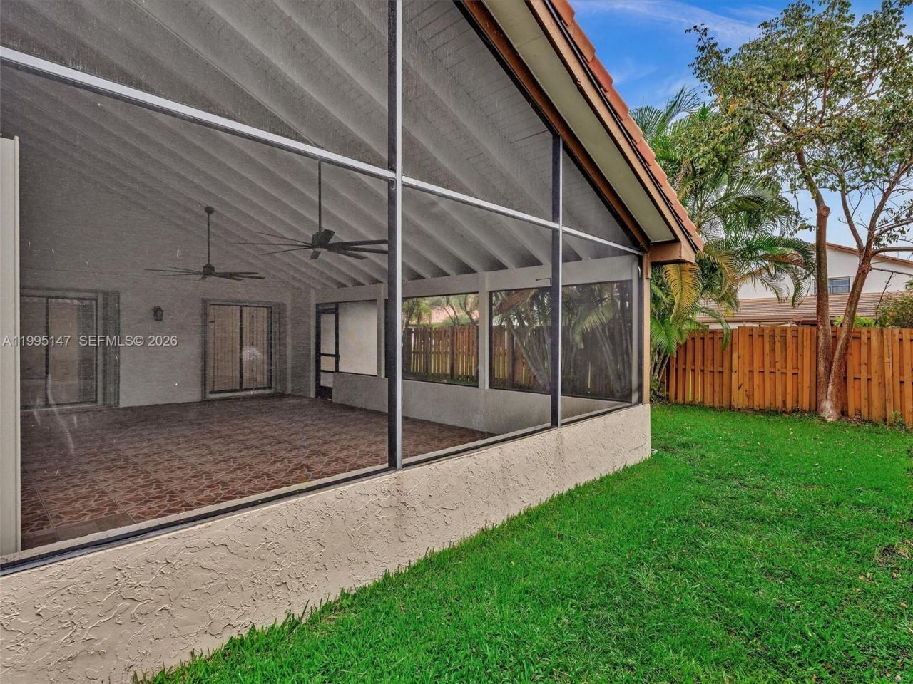 2158 Baton Rouge, Weston, FL 33326 Photo