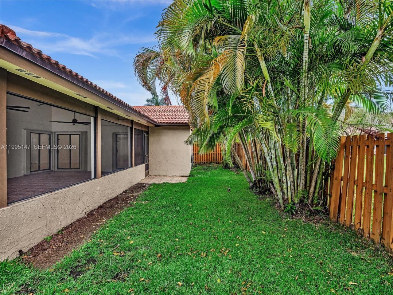 2158 Baton Rouge, Weston, FL 33326 Photo