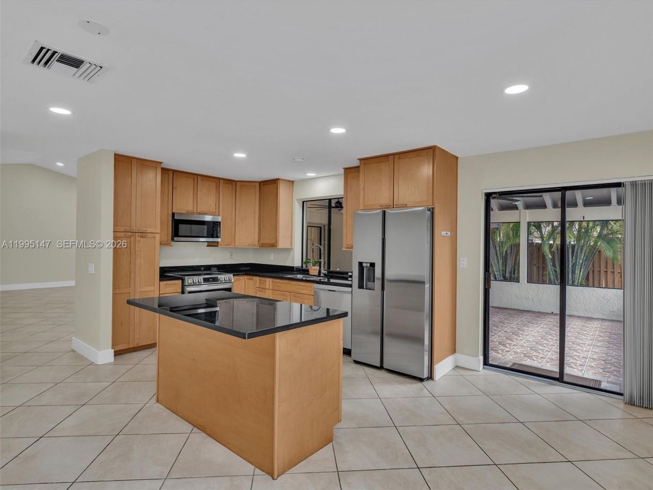 2158 Baton Rouge, Weston, FL 33326 Photo