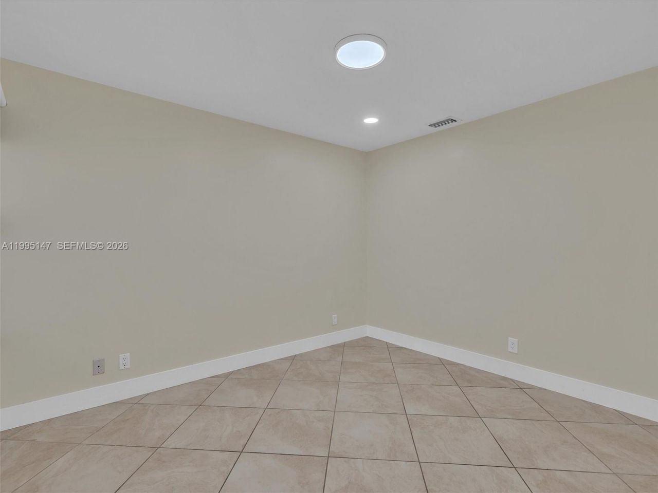 2158 Baton Rouge, Weston, FL 33326 Photo