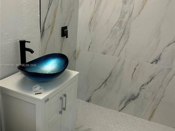 1971 Wilmington St , Opa-Locka, FL 33054