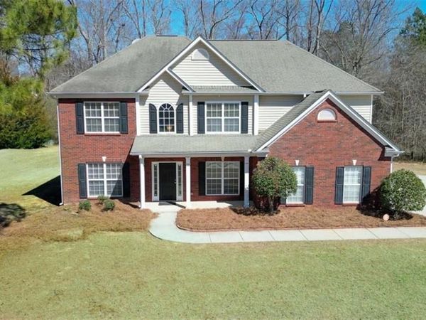 30 Barbara Court, Fayetteville, GA 30215
