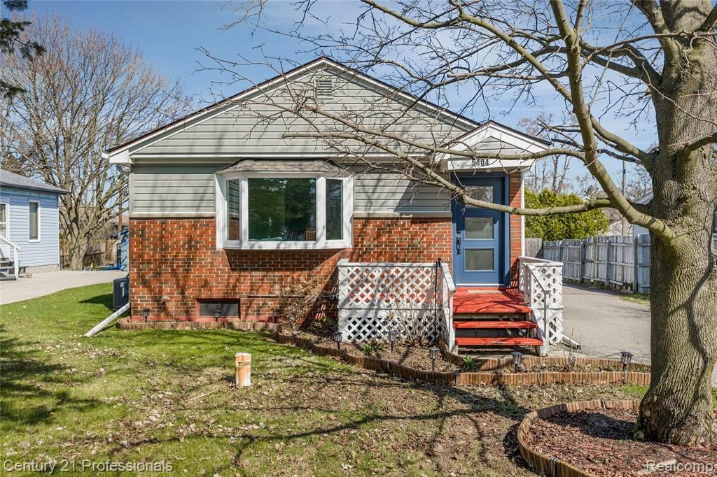 5404 Drayton Road , Independence Township, MI 48346 Main Photo