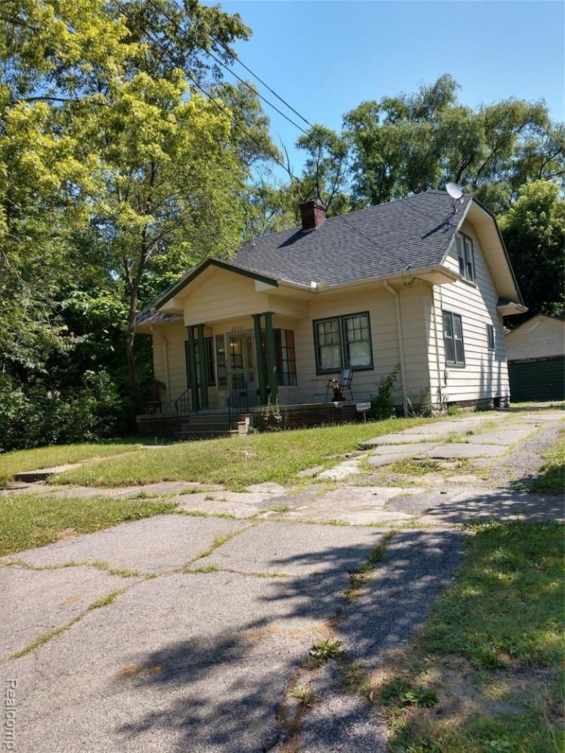 2212 Hoff Street , Flint, MI 48506 Main Photo