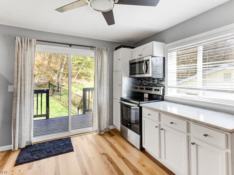 143 Cheyenne Trail, Malvern, OH 44644 Photo 10