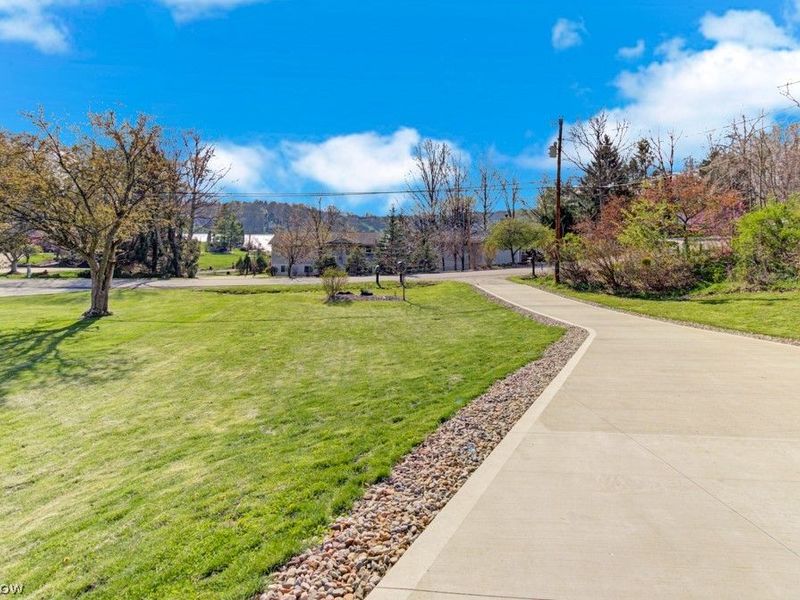 143 Cheyenne Trail, Malvern, OH 44644 Photo 43