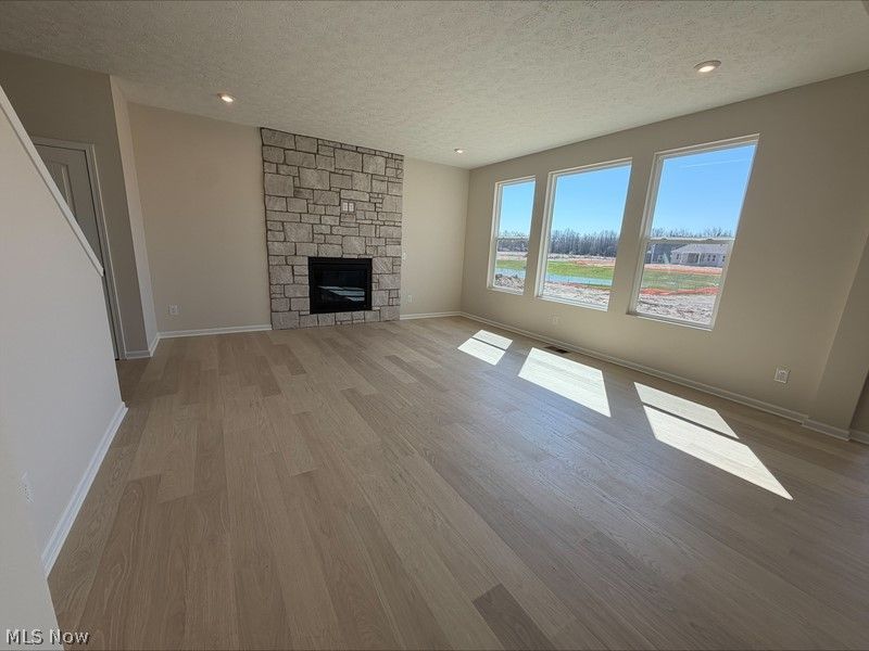 35927 Baldauf Crossing, North Ridgeville, OH 44039 Photo 3