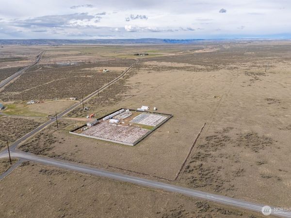 11061 NE Neppel Road , Moses Lake, WA 98804