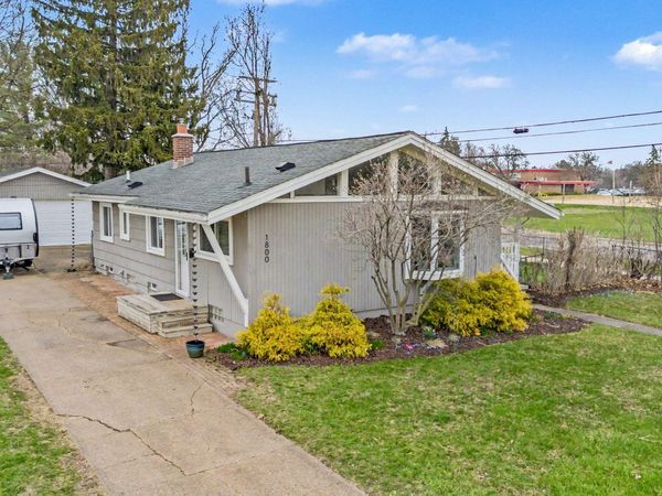 1800 Cooley Avenue, Ann Arbor, MI 48103